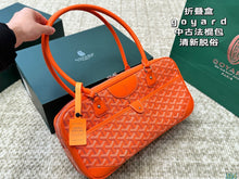 Load image into Gallery viewer, GY049 Shoulder Bag / 13.4x6.7inch
