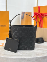Load image into Gallery viewer, LB1584 LV All In BB / HIGHEST QUALITY VERSION / 16×18×12cm
