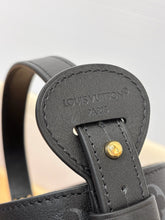 Load image into Gallery viewer, LB1584 LV All In BB / HIGHEST QUALITY VERSION / 16×18×12cm
