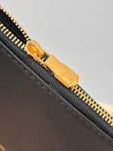 Load image into Gallery viewer, LB1584 LV All In BB / HIGHEST QUALITY VERSION / 16×18×12cm
