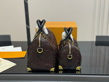 Load image into Gallery viewer, LB1328 Speedy Trunk 20/25
