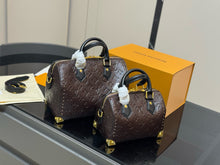 Load image into Gallery viewer, LB1328 Speedy Trunk 20/25
