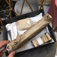 Load image into Gallery viewer, PD233  Prada Re-Edition 2005 Re-Nylon bag / 8.6x7.1x2.3inch
