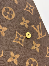Load image into Gallery viewer, LB1586 LV Notebook Cover / HIGHEST QUALITY VERSION / 23×18.5×3cm
