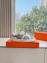 Load image into Gallery viewer, SE1559 Hermes Day Sneaker / Size5-10
