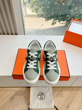 Load image into Gallery viewer, SE1566 Hermes Day Sneaker / Size5-10
