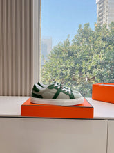 Load image into Gallery viewer, SE1566 Hermes Day Sneaker / Size5-10
