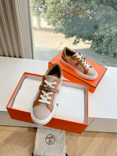 Load image into Gallery viewer, SE1561 Hermes Day Sneaker / Size5-10
