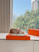 Load image into Gallery viewer, SE1561 Hermes Day Sneaker / Size5-10
