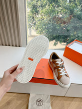 Load image into Gallery viewer, SE1561 Hermes Day Sneaker / Size5-10
