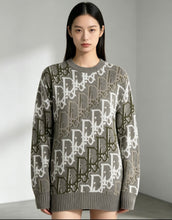 Load image into Gallery viewer, CLTH495 Dior 26FW Oblique Jacquard Knit Sweater / 100% Wool / Grey-Olive-White / Unisex
