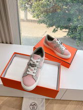 Load image into Gallery viewer, SE1563 Hermes Day Sneaker / Size5-10

