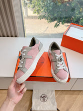 Load image into Gallery viewer, SE1563 Hermes Day Sneaker / Size5-10
