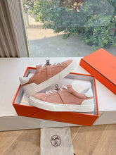 Load image into Gallery viewer, SE1565 Hermes Day Sneaker / Size5-10
