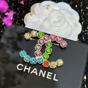 JW832 CC Crystal Brooch