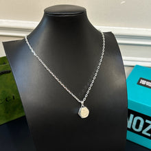 Load image into Gallery viewer, JW828 GG Trademark Necklace/Bracelet
