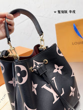 Load image into Gallery viewer, LB816  NéoNoé MM /  10.2 x 10.2 x 6.9 inches
