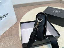 Load image into Gallery viewer, PD303 Leather Shoulder Bag / 8.6x5.9x2.7inch
