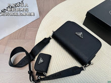 Load image into Gallery viewer, PD303 Leather Shoulder Bag / 8.6x5.9x2.7inch
