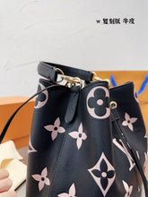 Load image into Gallery viewer, LB816  NéoNoé MM /  10.2 x 10.2 x 6.9 inches
