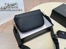 Load image into Gallery viewer, PD303 Leather Shoulder Bag / 8.6x5.9x2.7inch
