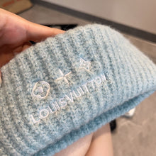 Load image into Gallery viewer, JW767 LV Headline Beanie
