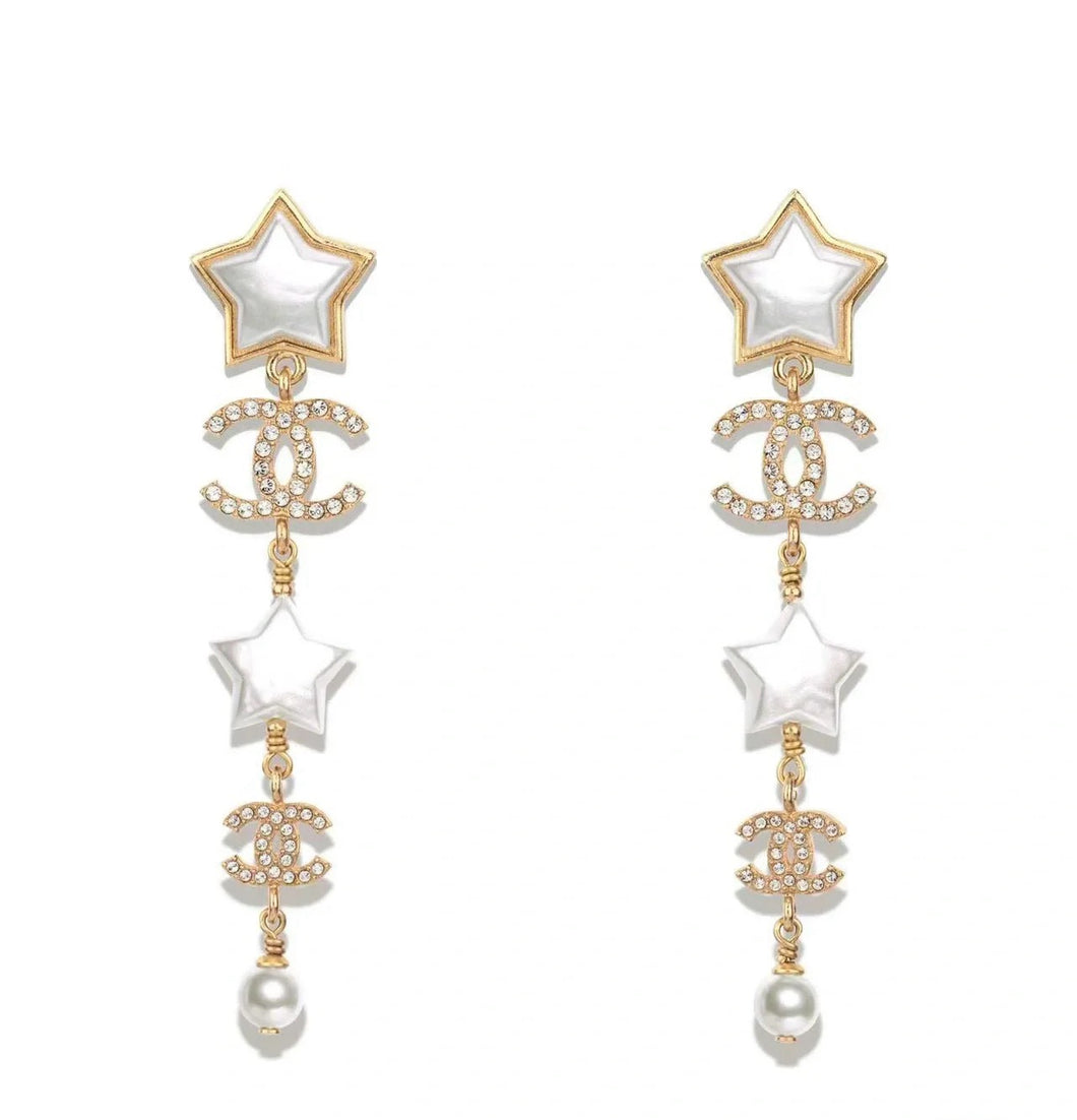 JW823 CC Earrings