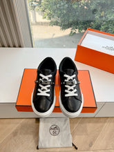 Load image into Gallery viewer, SE1567 Hermes Day Sneaker / Size5-10
