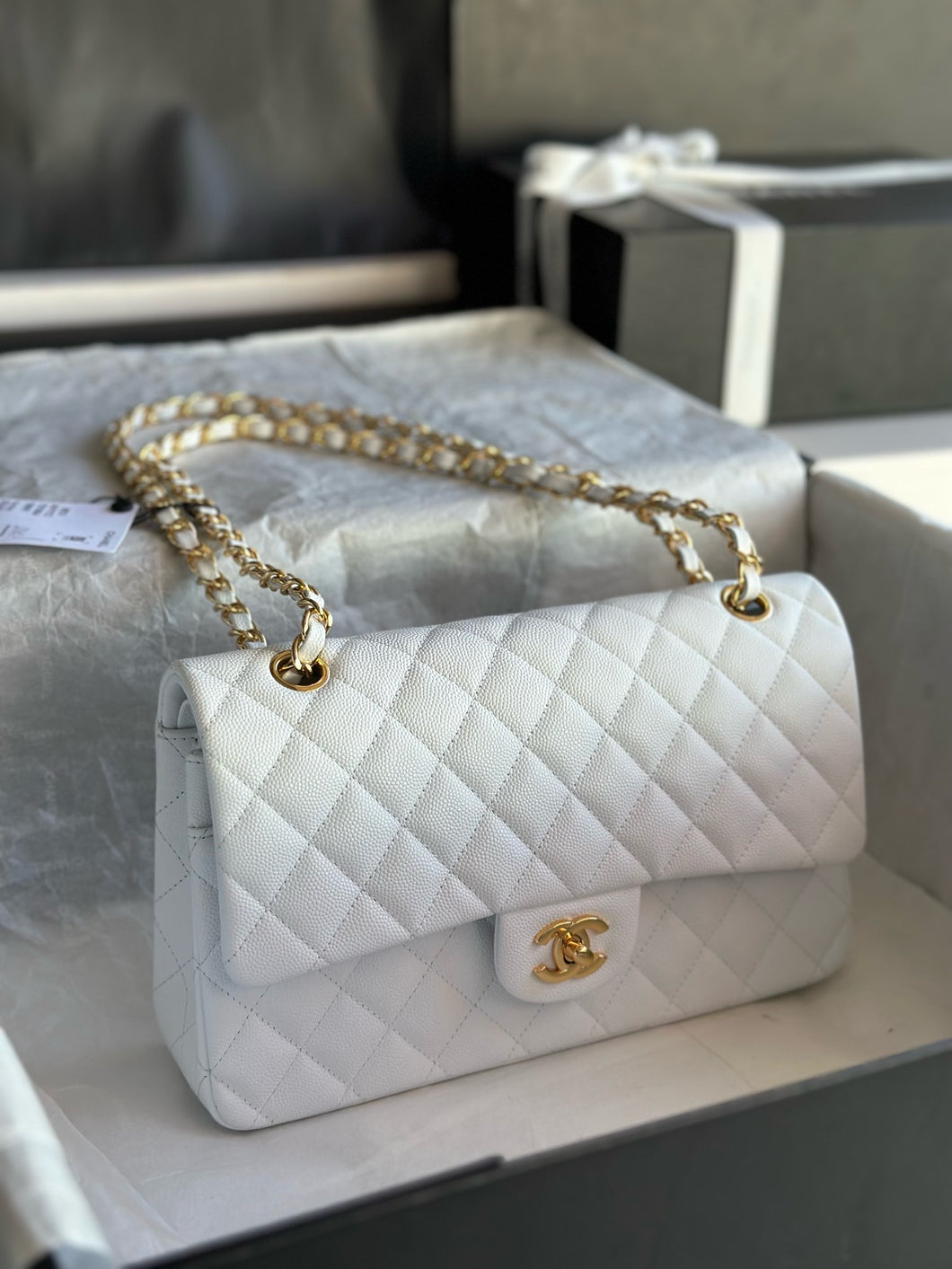 CC1182 Classic Handbag / HIGHEST QUALITY VERSION / 6 × 9.9 × 2.5 in
