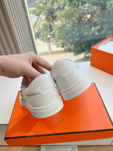 Load image into Gallery viewer, SE1568 Hermes Day Sneaker / Size5-10
