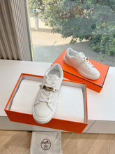 Load image into Gallery viewer, SE1569 Hermes Day Sneaker / Size5-10
