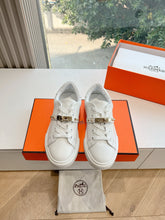 Load image into Gallery viewer, SE1569 Hermes Day Sneaker / Size5-10
