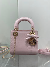 Load image into Gallery viewer, DR658 Dior Lady Dior 3-Quilt Bag / Crocodile-Embossed Calfskin / Bow Detail / 17cm

