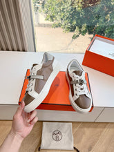 Load image into Gallery viewer, SE1571 Hermes Day Sneaker / Size5-10
