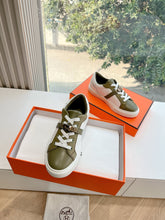 Load image into Gallery viewer, SE1572 Hermes Day Sneaker / Size5-10
