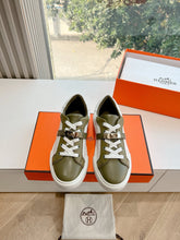 Load image into Gallery viewer, SE1572 Hermes Day Sneaker / Size5-10

