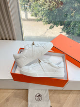 Load image into Gallery viewer, SE1573 Hermes Day Sneaker / Size5-10
