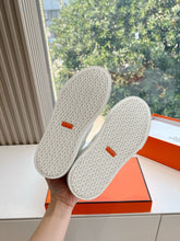 Load image into Gallery viewer, SE1573 Hermes Day Sneaker / Size5-10
