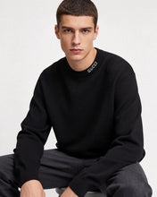 Load image into Gallery viewer, CLTH500 Gucci 2026 Fall-Winter Knit Top / Black / Silk-Cotton Blend / Intarsia Collar Logo（副本）
