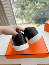Load image into Gallery viewer, SE1574 Hermes Day Sneaker / Size5-10
