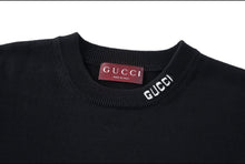 Load image into Gallery viewer, CLTH500 Gucci 2026 Fall-Winter Knit Top / Black / Silk-Cotton Blend / Intarsia Collar Logo（副本）
