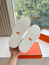 Load image into Gallery viewer, SE1575 Hermes Day Sneaker / Size5-10
