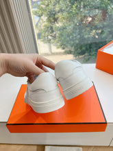Load image into Gallery viewer, SE1576 Hermes Day Sneaker / Size5-10
