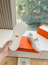 Load image into Gallery viewer, SE1576 Hermes Day Sneaker / Size5-10
