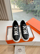 Load image into Gallery viewer, SE1573 Hermes Day Sneaker / Size5-10
