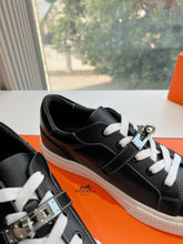 Load image into Gallery viewer, SE1577 Hermes Day Sneaker / Size5-10
