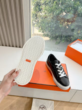 Load image into Gallery viewer, SE1577 Hermes Day Sneaker / Size5-10
