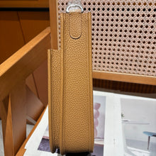 Load image into Gallery viewer, HM210 Hermes Evelyne 23 / HIGHEST QUALITY VERSION / 23 cm
