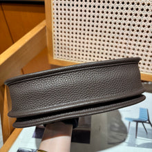 Load image into Gallery viewer, HM211 Hermes Evelyne 23 / HIGHEST QUALITY VERSION / 23 cm
