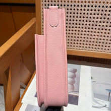 Load image into Gallery viewer, HM212 Hermes Evelyne 23 / HIGHEST QUALITY VERSION / 23 cm
